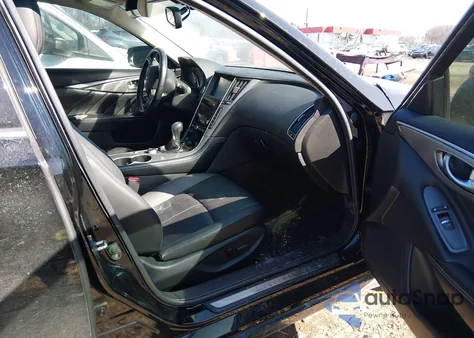 2017 Infiniti Q50 2.0T Base z USA, uszkodzony, nr VIN JN1CV7AR2HM681774